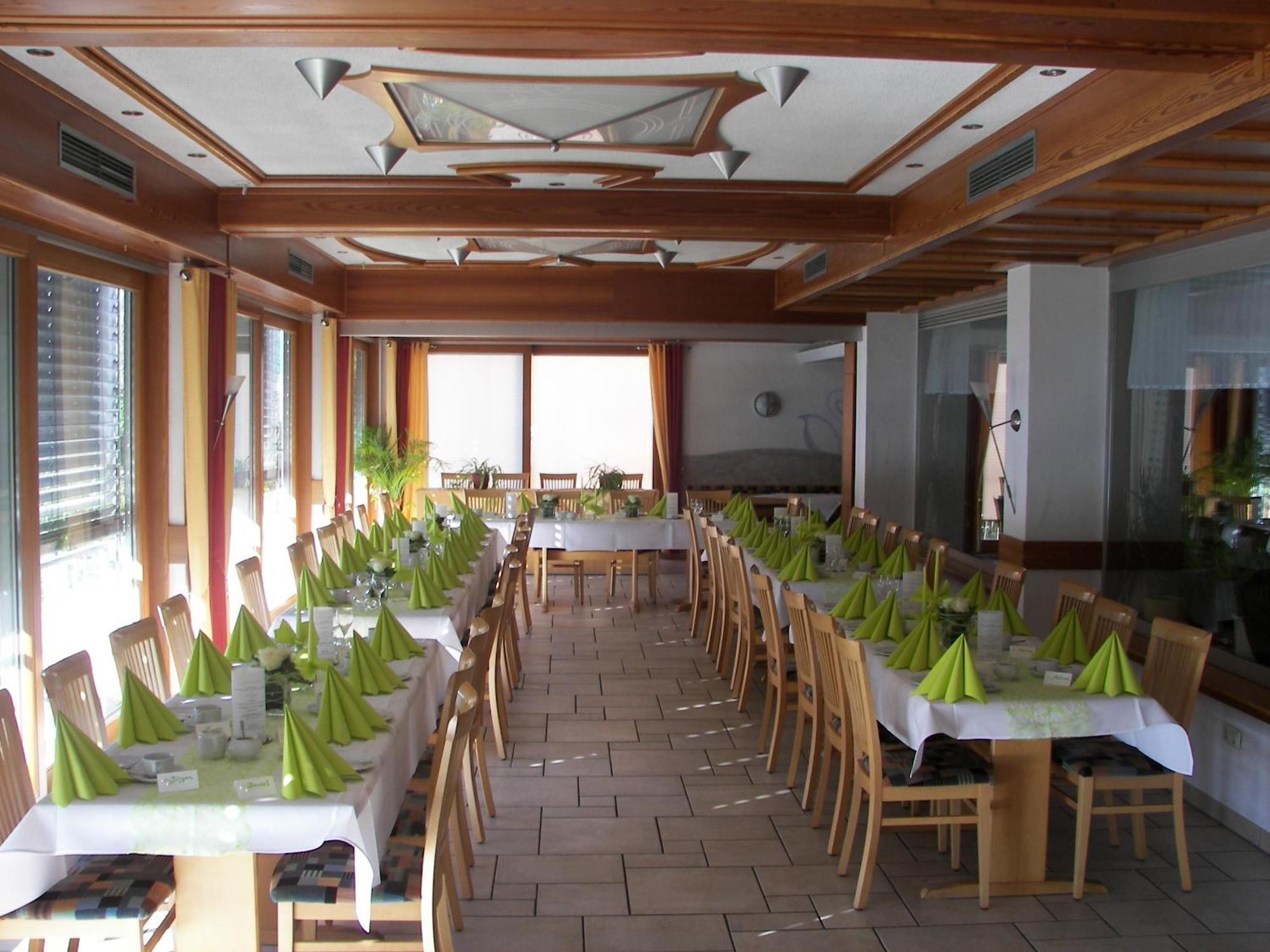 Gasthof Zum Schwanen Kleinostheim المظهر الخارجي الصورة